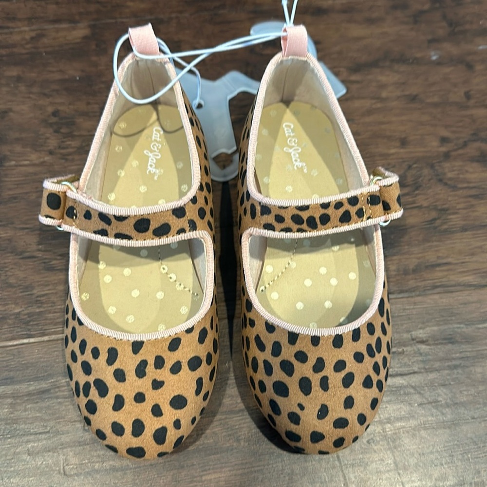 9c NEW Cat & Jack shoes